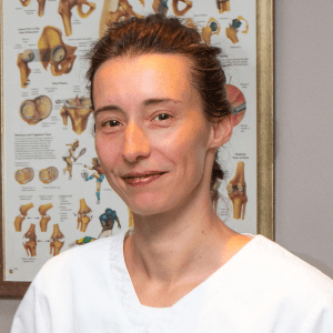 lauren payen osteopath knaresborough e1712787539223 1